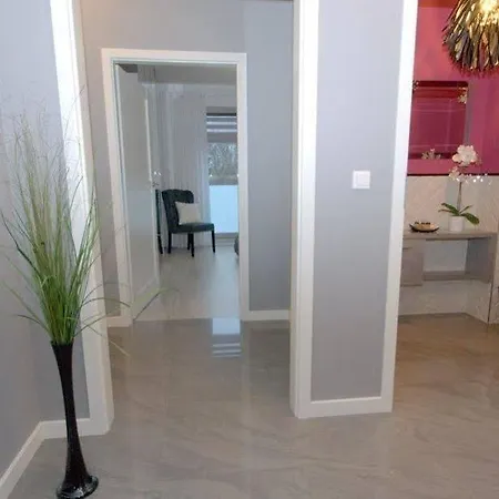 Irs Royal Irs Marina Apartment *