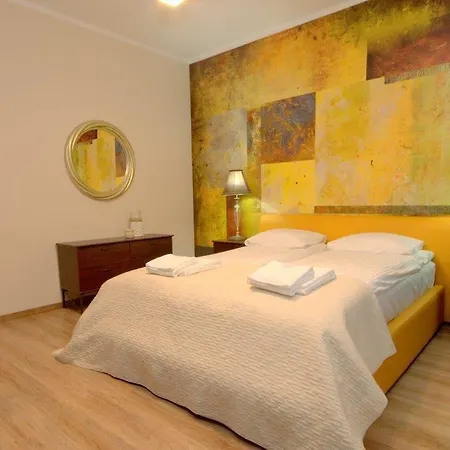 Apartment Irs Royal Irs Marina
